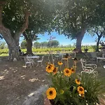 Du Mas - Provencal Avec Jardin Commun 公寓