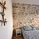 Du Mas - Provencal Avec Jardin Commun