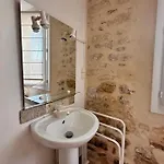 Du Mas - Provencal Avec Jardin Commun 公寓
