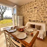 Du Mas - Provencal Avec Jardin Commun 公寓 *